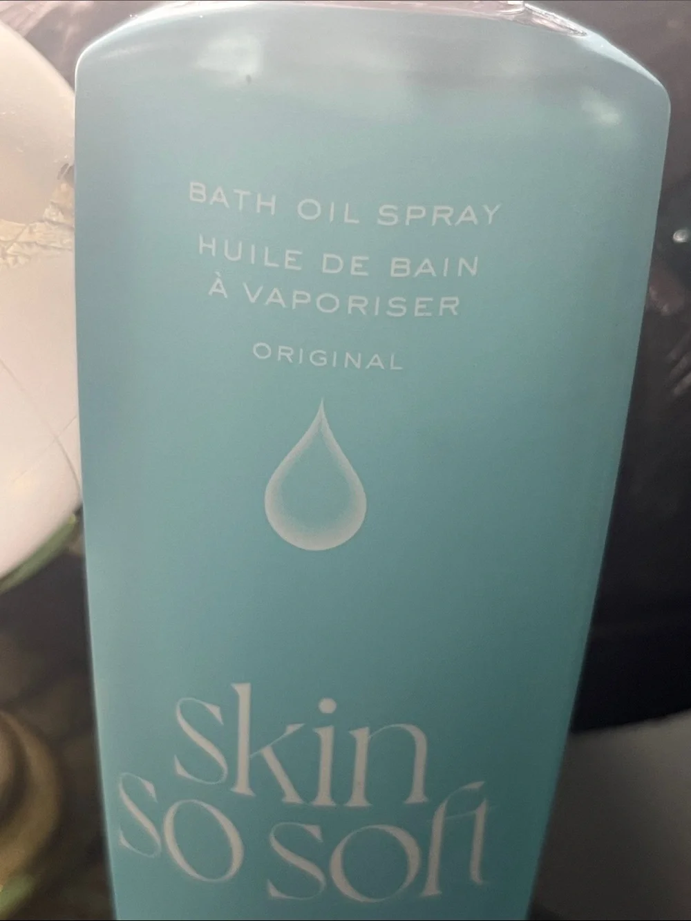 Avon Skin So Soft Bath Oil Spray - Light Blue